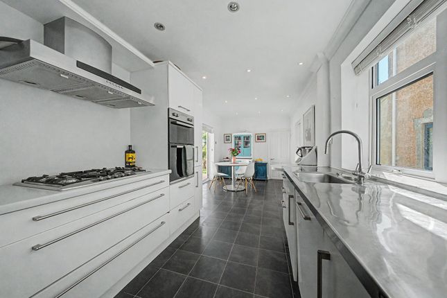 61, Berriedale Avenue, Hove photo 3