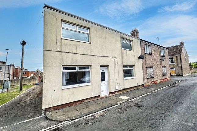 2-bed house on 12, Drake Street, Spennymoor, £39,000