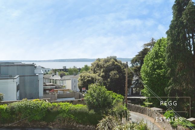 Flat 2, Torquay photo 2