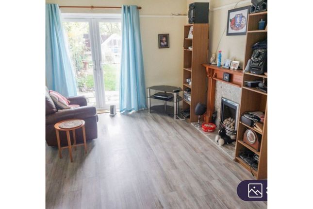 2-bed house on 38, Manor Park Crescent, Sheffield, £150,000