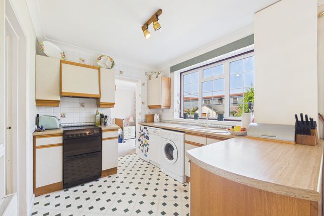 20 Bell Lane, Princes Risborough photo 3