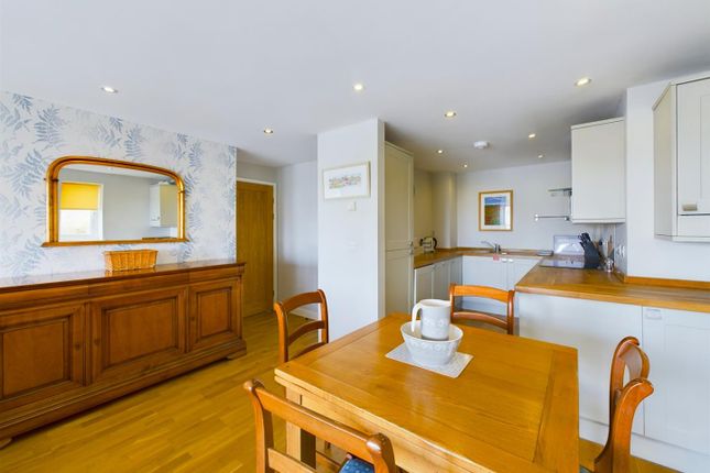 Flat for sale in Mount Wise, Newquay