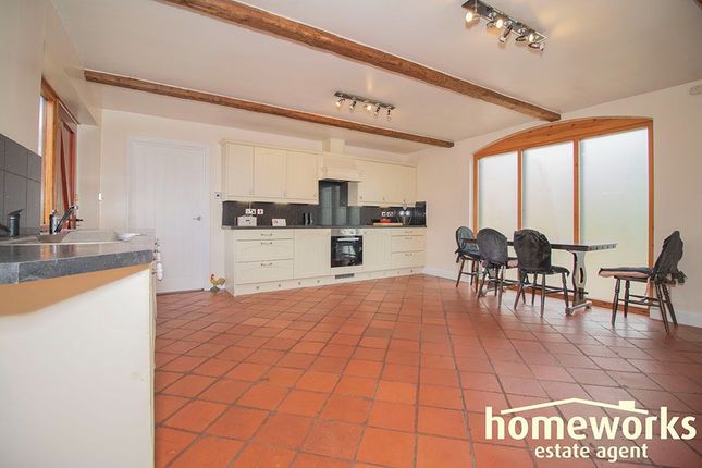 Manor Farm, Dereham photo 4