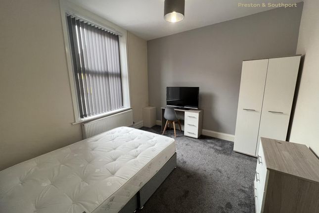 5 bed shared accommodation to rent in Cemetery Road, Preston PR1