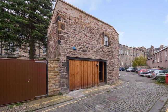 Thumbnail Detached house to rent in Albany Street Lane, City Centre