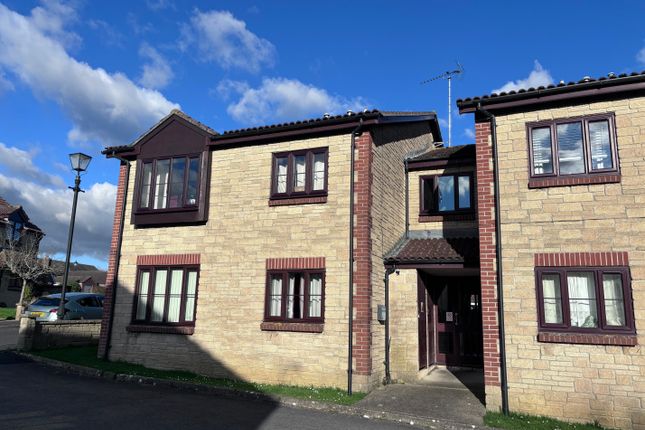 Flat for sale in Trellech Court, Yeovil