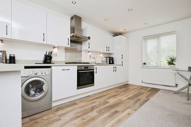 8, Old Farm Drive, Birmingham photo 4