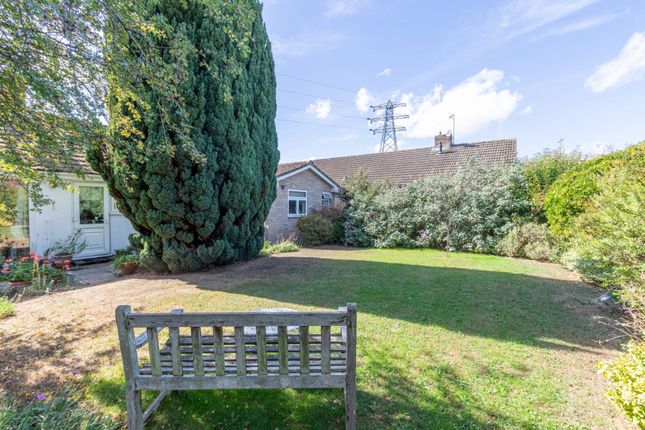 29, Westleigh Drive, Sonning Common photo 3