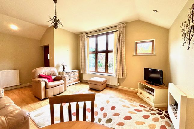 9a, Nightingale Close, Lea Bridge, Matlock photo 3