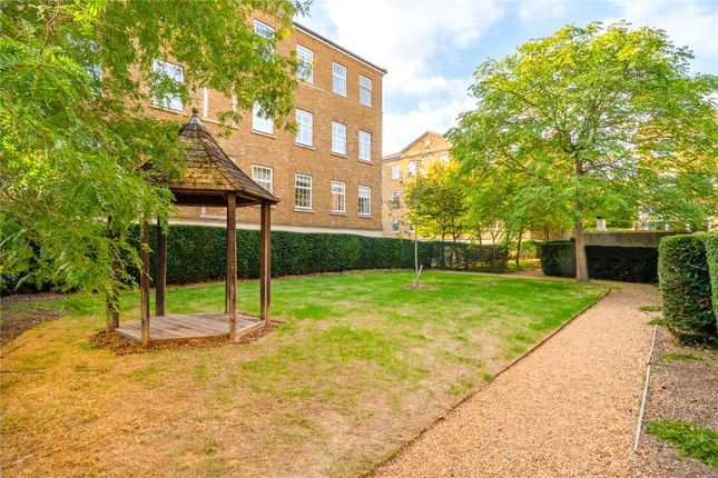 9 Beresford Hall, 57, Balaclava Road, Surbiton photo 4