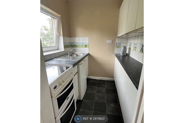Flat C, Moriston Close, Reading photo 4