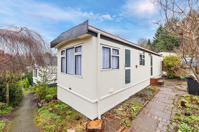 Mobile/park home for sale in Ref: My - Ashurst Drive, Box Hill