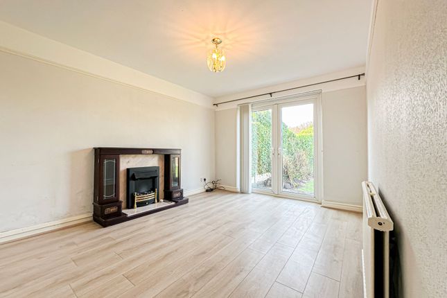 27 Seaview Avenue, Wirral photo 3