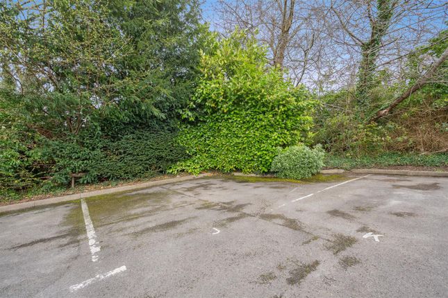 Maisonette for sale in Hamilton Court, Maitland Drive, High Wycombe