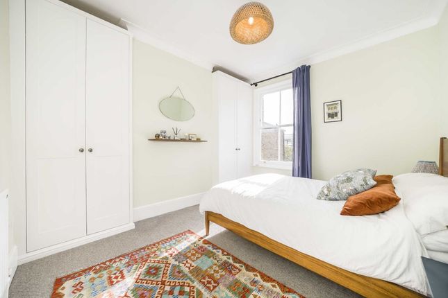 Flat for sale in Athenlay Road, London