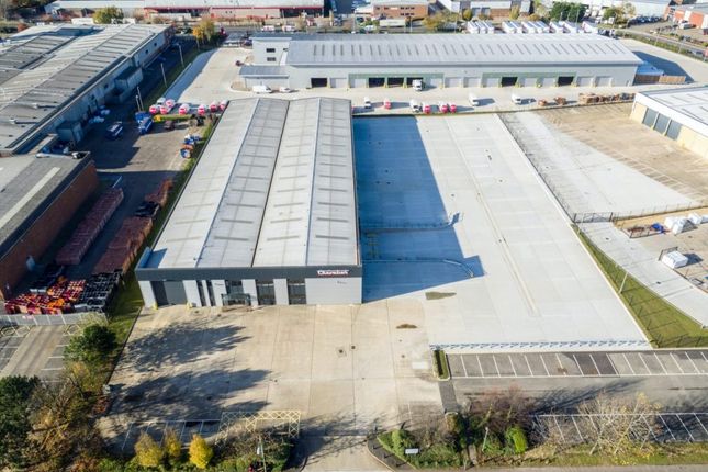 Thumbnail Industrial to let in Unit 9, Woodside Industrial Estate, Humphrys Road, Dunstable