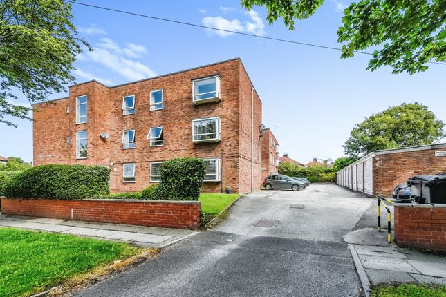 Flat for sale in Nazeby Avenue, Crosby, Liverpool