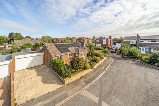 76, Broadwater Road, Reading photo 2
