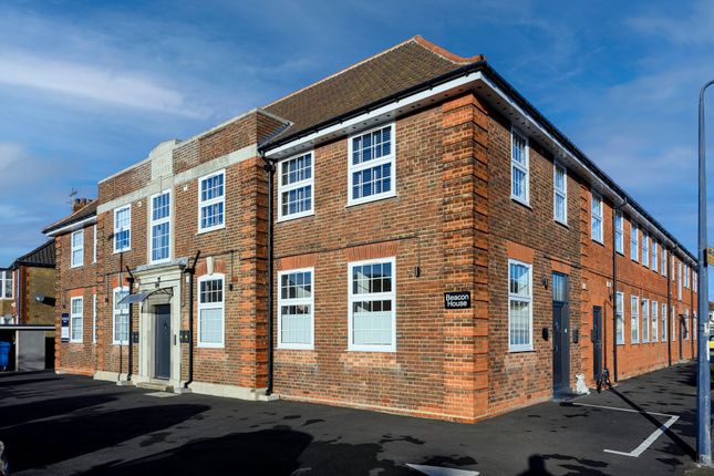 4 Beacon House, High Road West, Felixstowe photo 2