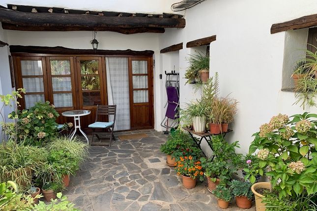 Country house for sale in Cortijo Opazo, Pórtugos, Granada, Andalusia, Spain