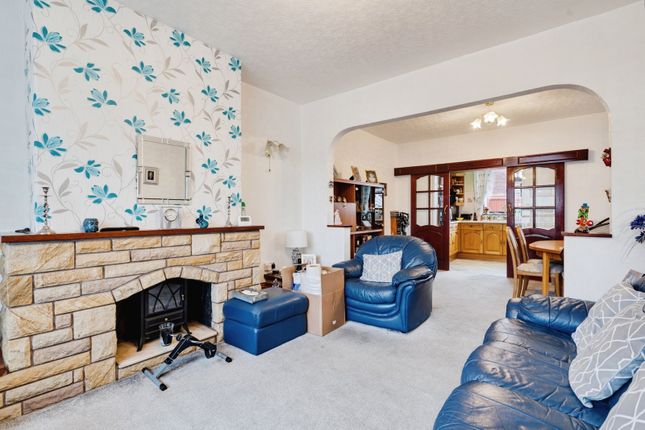 60, Rossall Road, Greater Manchester photo 2