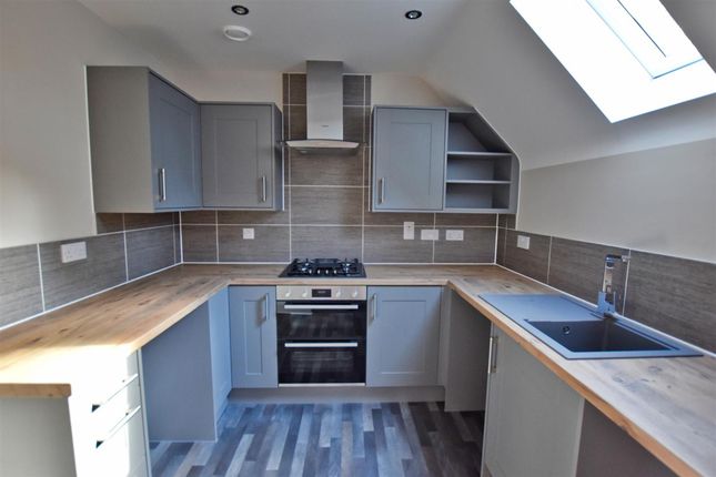 61 Randall Crescent, Cromer photo 3