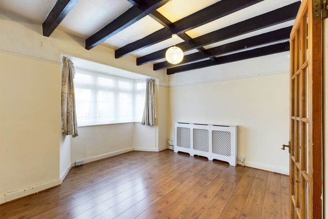 Lounge &amp; Dining Room (3)
