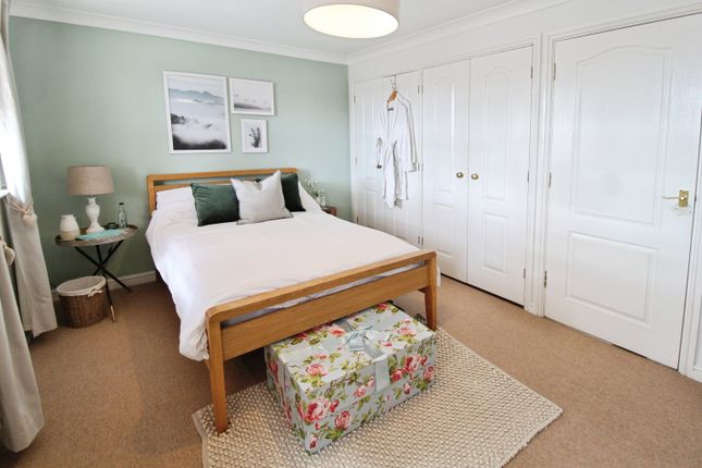 4, Fen Way, Bury Saint Edmunds photo 3