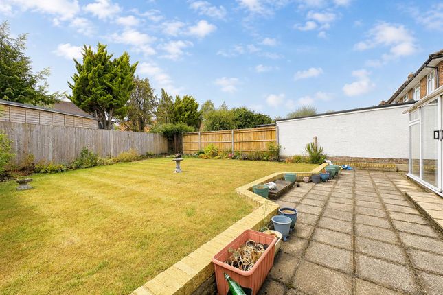 7, Inholmes Close, Burgess Hill photo 3
