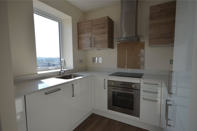 Flat 51, The Peninsula,, Pegasus Way, Kent photo 4