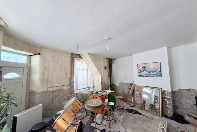 2 & 2A, Bridge Street, Brierfield photo 4