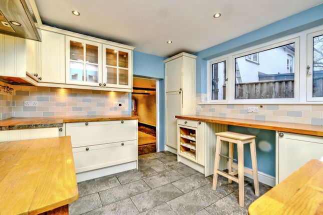 2 Ashley Cottages, Verwood Road, Ringwood photo 2