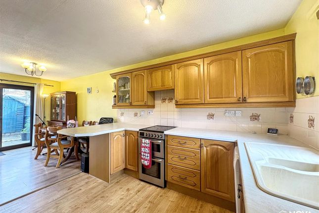10, Albion Court, Luton photo 3