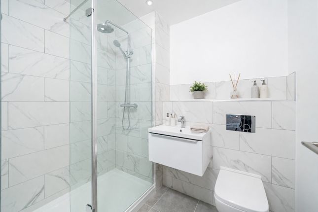 Plot 20, Junction Court, Watford photo 4