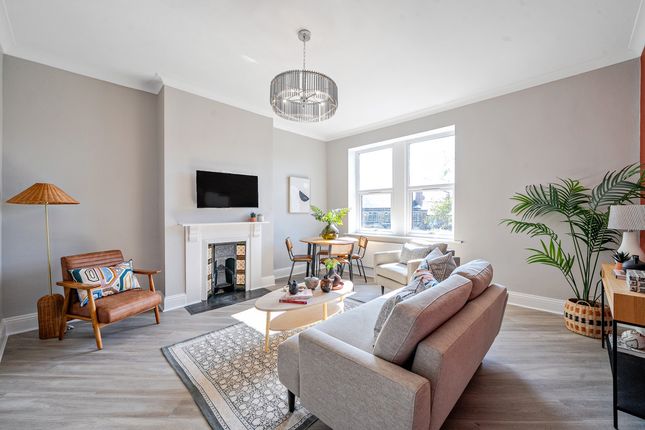 49b, Hookstone Road, Harrogate photo 4