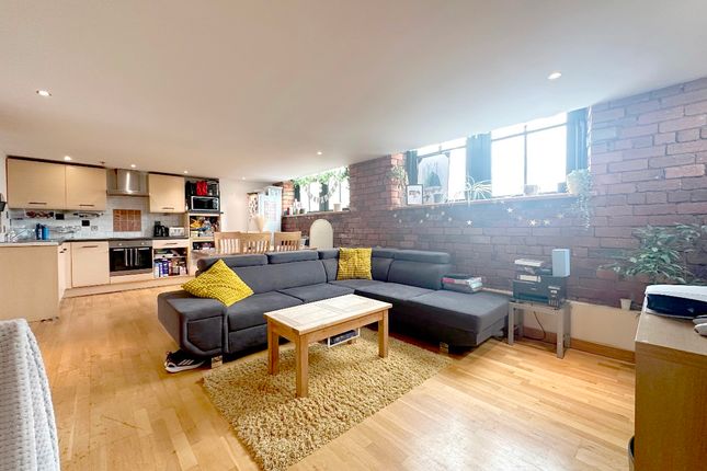2-bed flat on Flat 26, Byron Halls, Bradford, £58,500