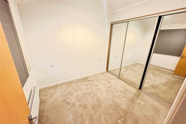 9, Featherstone Park, Featherstone photo 4
