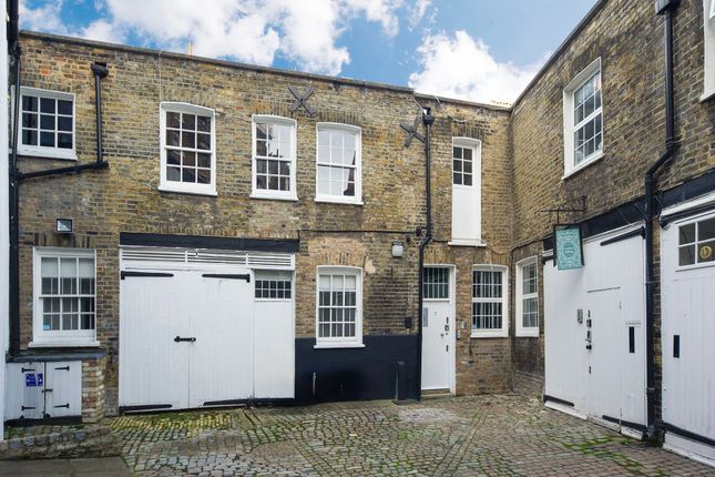 Office to let in Denbigh Mews, London