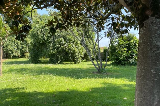 Property for sale in Plaisance, Midi-Pyrenees, 32160, France