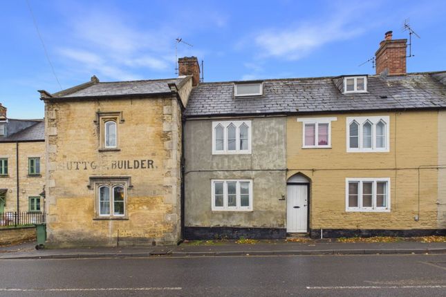 3-bed house on Curzon Street, Calne, £230,000