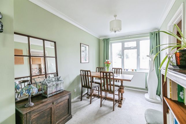 18, Whyte Court, Huntingdon photo 3