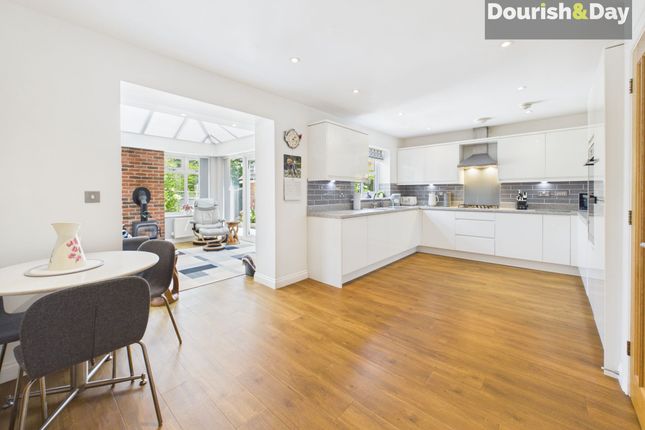 3 Mainwaring Drive, Whitchurch photo 2