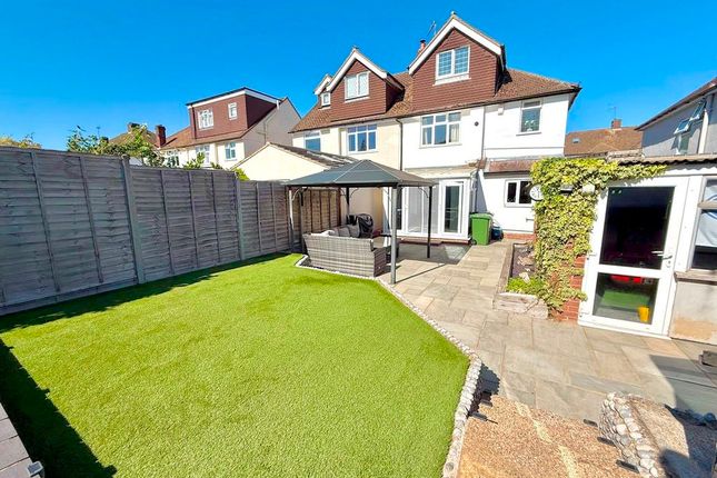 51, Swifts Green Road, Luton photo 2