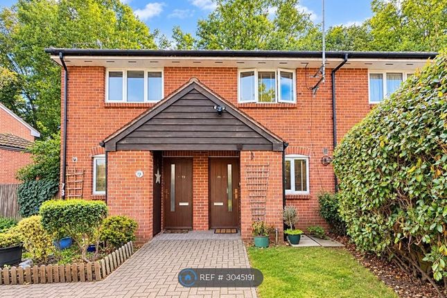2-bed terraced on Stonefield Park, Maidenhead, £1,800/mo