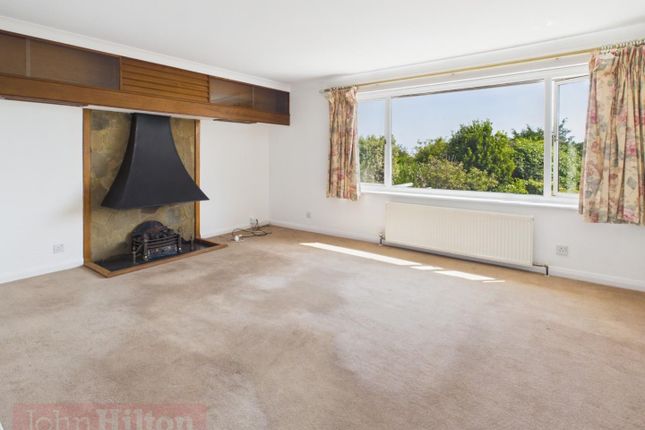 86, Bevendean Avenue, Brighton photo 3