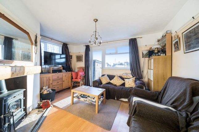 End terrace house for sale in Andover Green, Bovington