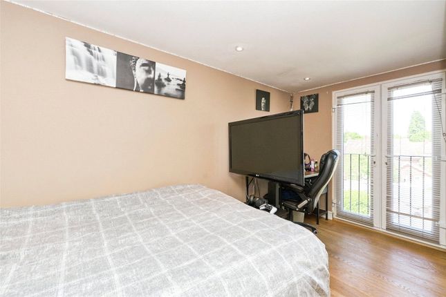 End terrace house for sale in Barnfield Avenue, Kingston Upon Thames