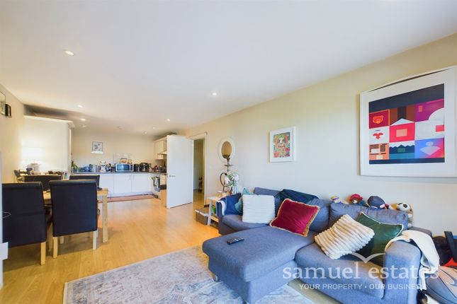11, Prospect House, Chapter Way, London photo 3