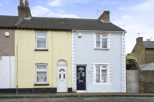 Thumbnail End terrace house for sale in Little Queen Street, Dartford, Kent