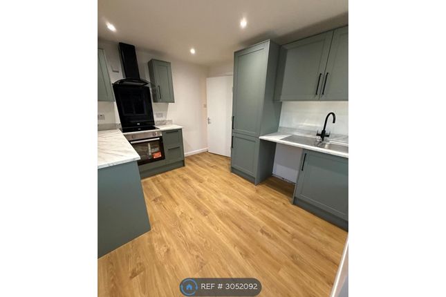 Windermere Road, Chesterfield photo 2